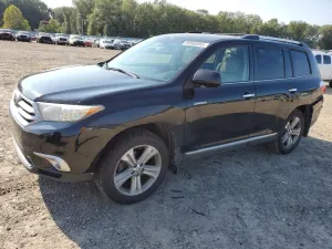 Toyota Highlander 3.5L 6 2013