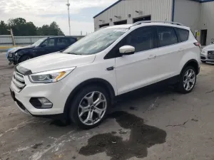 Ford Escape TITANIUM 2.0L 4 2018