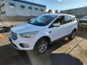 Ford Escape SE 2.0L 4 2017