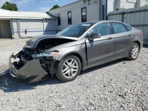 Ford Fusion SE 1.5L 4 2014