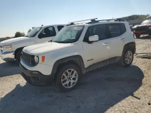 Jeep Renegade LATITUDE 2.4L 4 2015