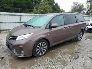Toyota Sienna XLE 3.5L 6 2019