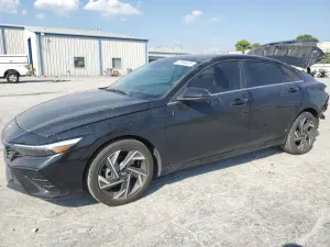 Hyundai Elantra SEL 2.0L 4 2025