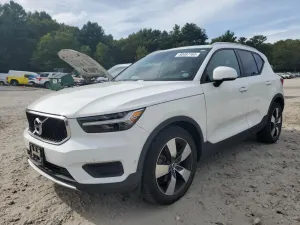 Volvo XC40 T5 MOMENTUM 2.0L 4 2019