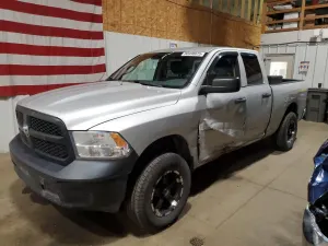 RAM 1500 ST 5.7L 8 2014