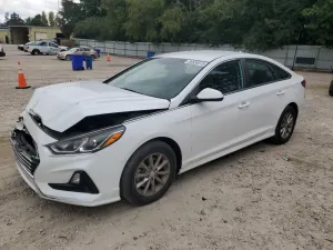 Hyundai Sonata SE 2.4L 4 2019
