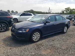 Volkswagen Passat S 1.8L 4 2014