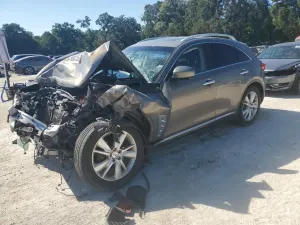 Infiniti FX 3.5L 6 2012