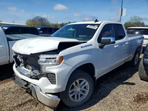 Chevrolet Silverado 1500 K1500 LT-L 2.7L 4 2023