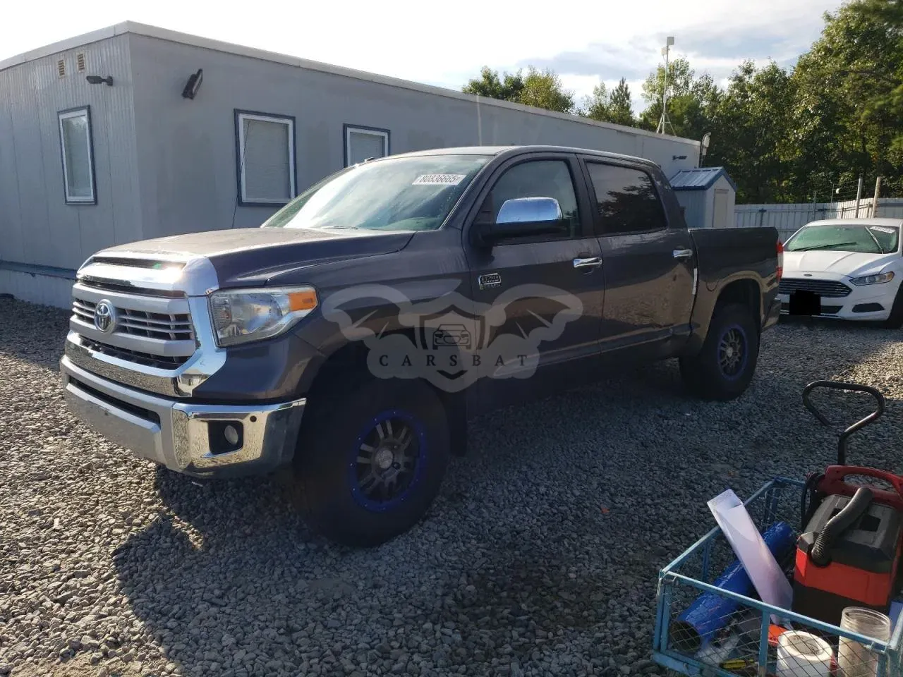 Toyota Tundra CREWMAX PLATINUM 5.7L 8 2014