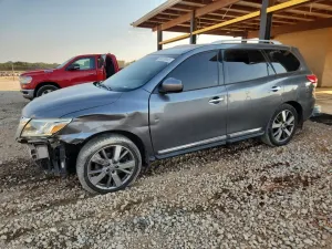 Nissan Pathfinder S 3.5L 6 2015