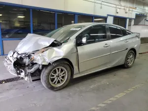 Toyota Prius 1.8L 4 2016