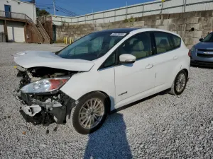Ford C-series SEL 2.0L 4 2015