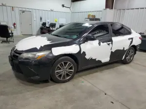 Toyota Camry LE 2.5L 4 2015