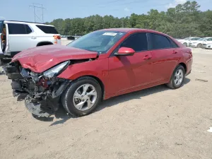 Hyundai Elantra SE 2.0L 4 2023