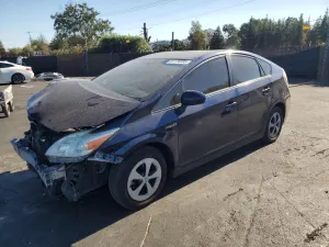 Toyota Prius 1.8L 4 2015