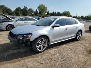 Volkswagen Passat SEL 1.8L 4 2015