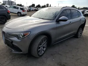 Alfa Romeo Stelvio TI SPORT 2.0L 4 2018