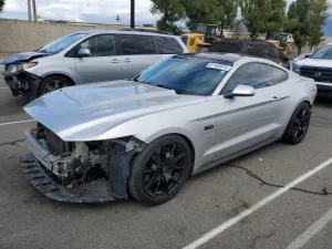 Ford Mustang GT 5.0L 8 2017