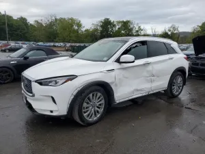 Infiniti QX50 LUXE 2.0L 4 2025