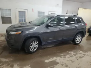 Jeep Cherokee LATITUDE 2.4L 4 2016