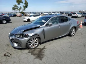 Lexus IS 250 2.5L 6 2015