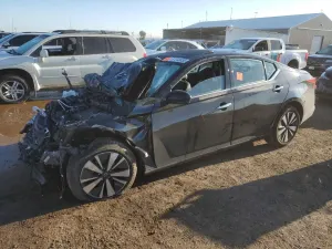 Nissan Altima SL 2.5L 4 2019
