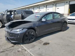 Tesla Model 3 2025