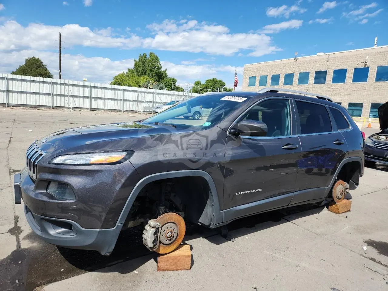 Jeep Cherokee LATITUDE 2.4L 4 2015