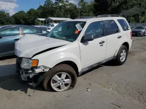 Ford Escape XLT 3.0L 6 2011
