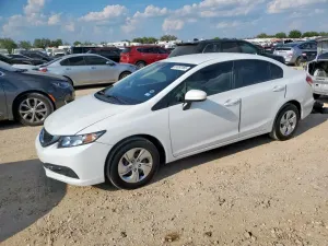 Honda Civic LX 1.8L 4 2015