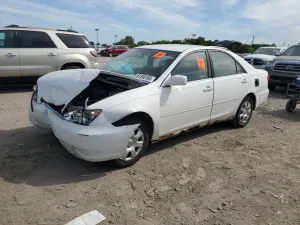 Toyota Camry LE 2.4L 4 2003