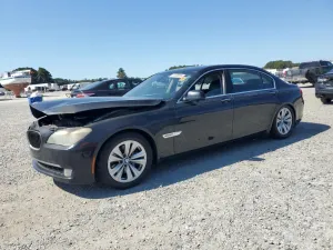 BMW 7 Series 3.0L 6 2011