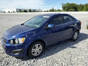 Chevrolet Aveo (Sonic) LT 1.8L 4 2012