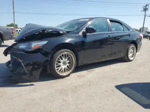 Toyota Camry LE 2.5L 4 2016