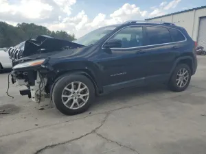 Jeep Cherokee LATITUDE 3.2L 6 2018