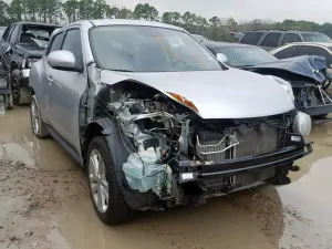 Nissan Juke S 1.6L 4 2013