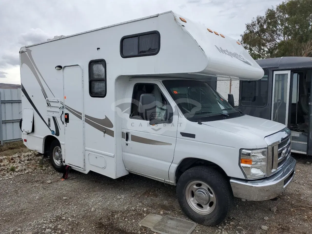 Ford Econoline E350 SUPER DUTY CUTAWAY VAN 6.8L 10 2017
