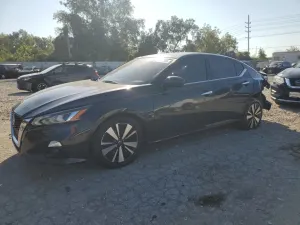 Nissan Altima SL 2.5L 4 2019