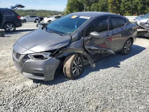 Nissan Versa SV 1.6L 4 2021
