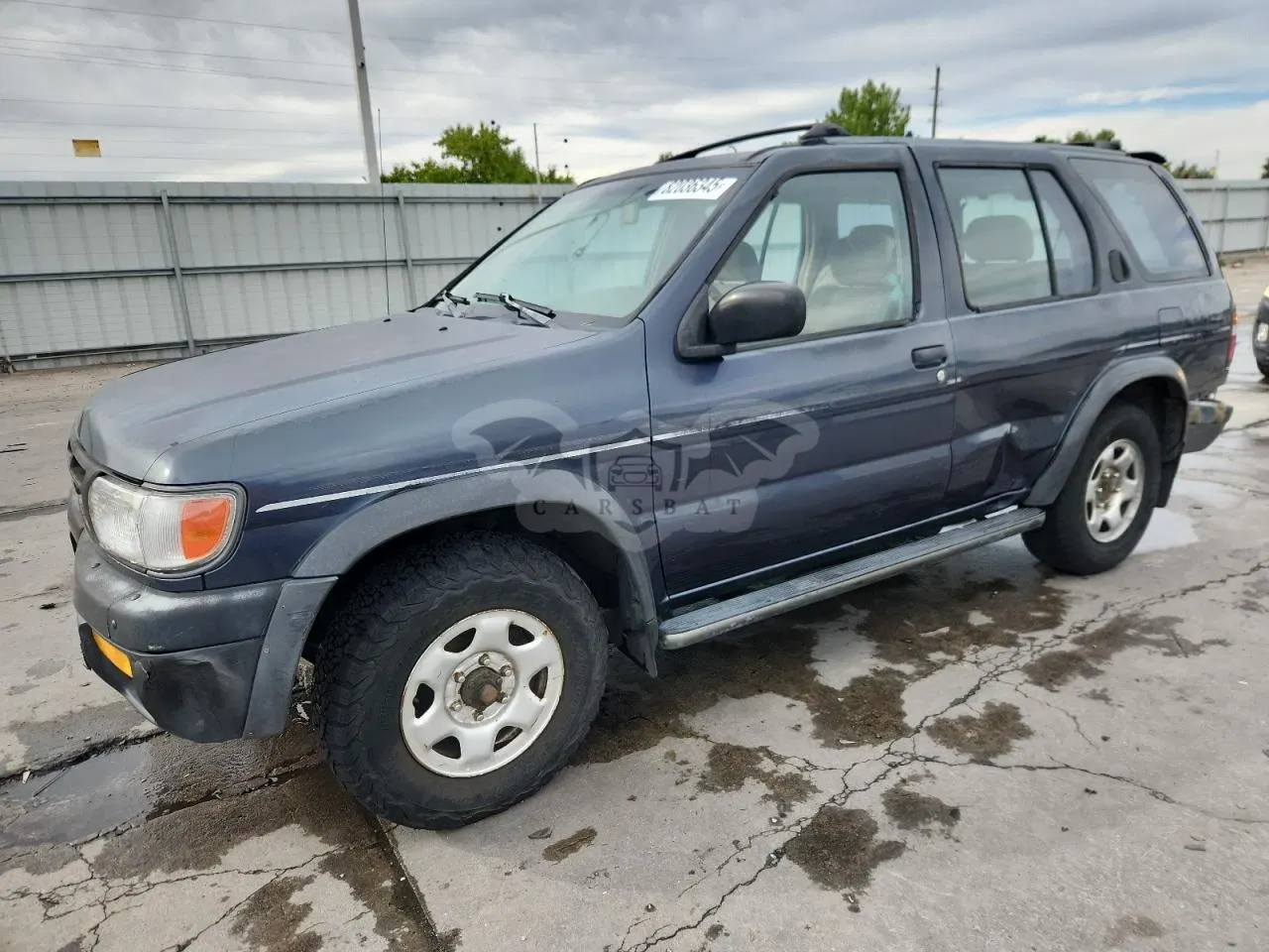 Nissan Pathfinder LE 3.3L 6 1997