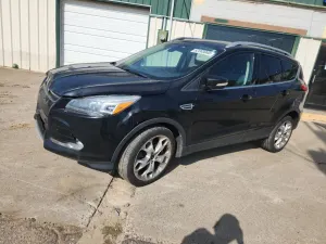 Ford Escape TITANIUM 2.0L 4 2014