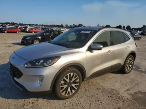 Ford Escape SEL 2.0L 4 2020