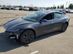 Tesla Model 3 2025
