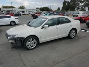 Ford Fusion SE 2.5L 4 2011