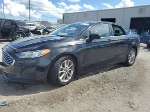 Ford Fusion SE 1.5L 4 2020