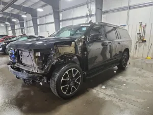 Chevrolet Suburban K1500 RST 5.3L 8 2022