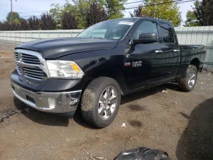 RAM 1500 SLT 5.7L 8 2014
