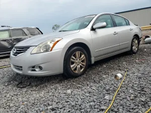 Nissan Altima BASE 2.5L 4 2012