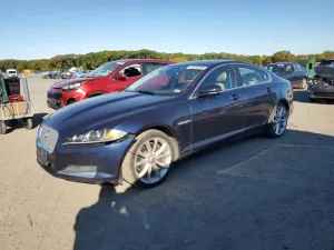 Jaguar XF 3.0 SPORT AWD 3.0L 6 2015